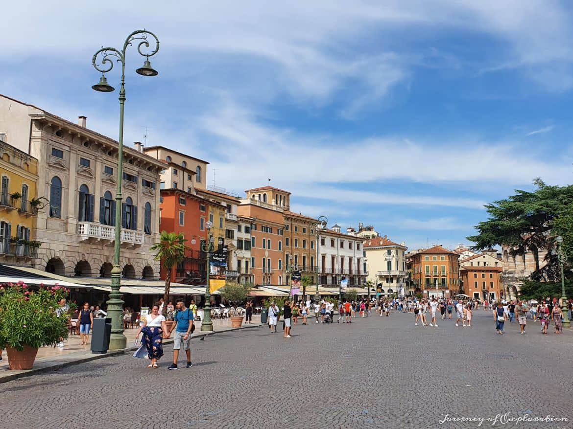 Piazza Bra, Verona